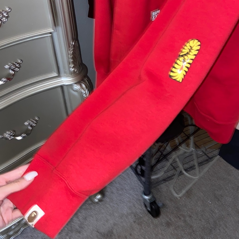 Vintage bape hoodie with pin